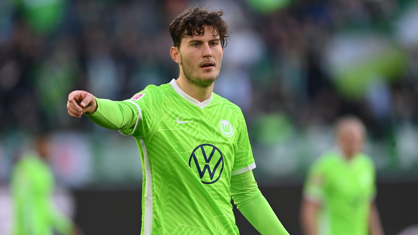 Wolfsburg striker Jonas Wind opens door to future Arsenal transfer