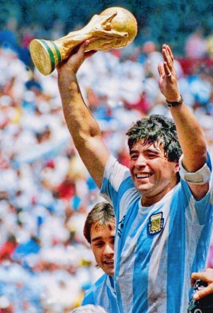 Diego Armando Maradona. | Diego maradona, Fondos de pantalla reggae, Argentina