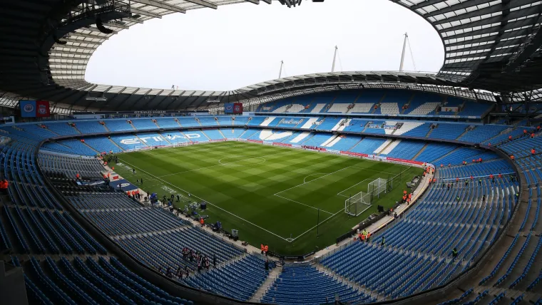 Các sân vận động bóng đá lớn nhất ở Anh là gì? Sức chứa của Wembley, Old Trafford và hơn thế nữa