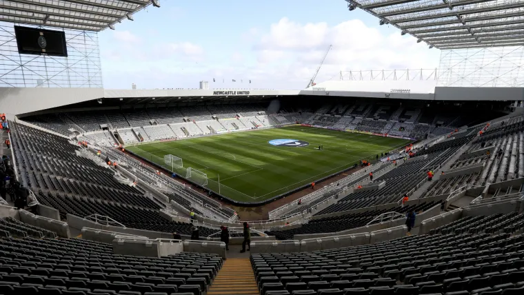 Các sân vận động bóng đá lớn nhất ở Anh là gì? Sức chứa của Wembley, Old Trafford và hơn thế nữa