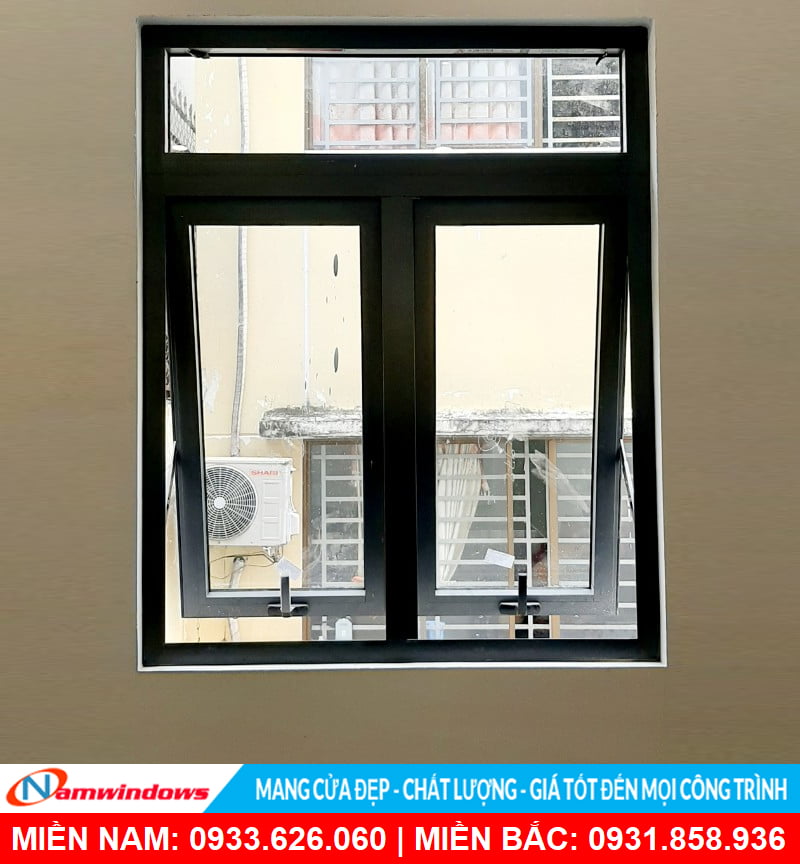 Cửa sổ mở hất an toàn và tiện lợi cho nhà cao tầng