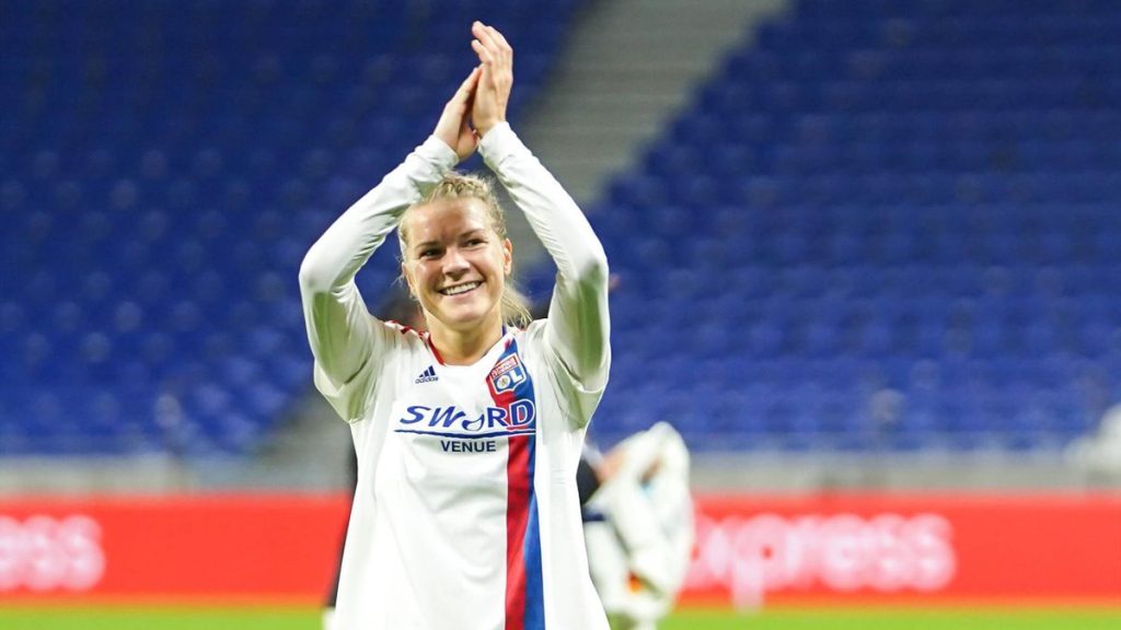 Tiểu sử Ada Hegerberg - Footbalium