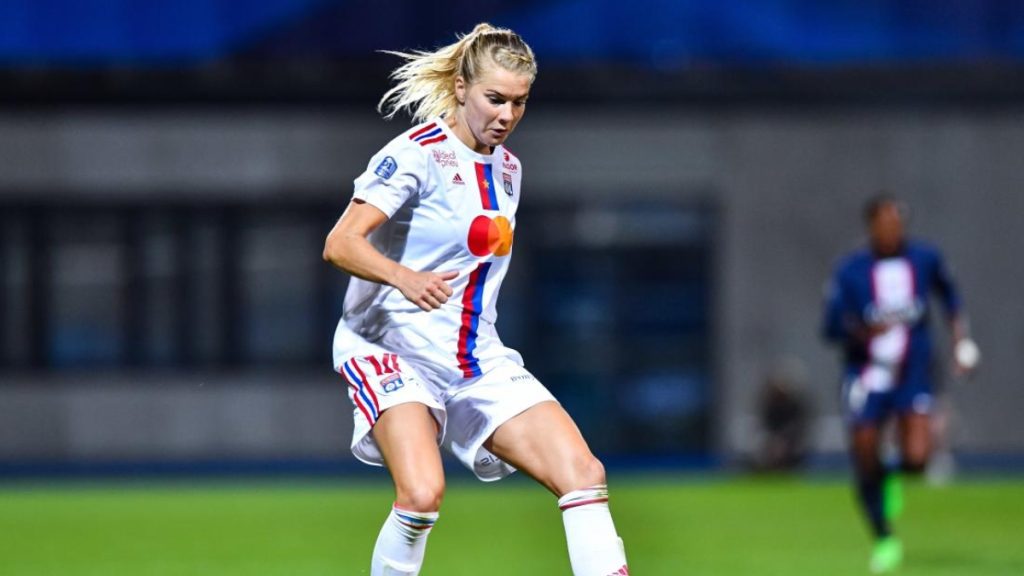 Tiểu sử Ada Hegerberg - Footbalium