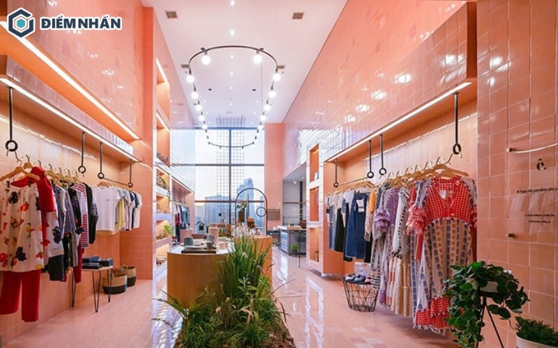 Shop quần áo nữ gây ấn tượng với phong cách hiện đại