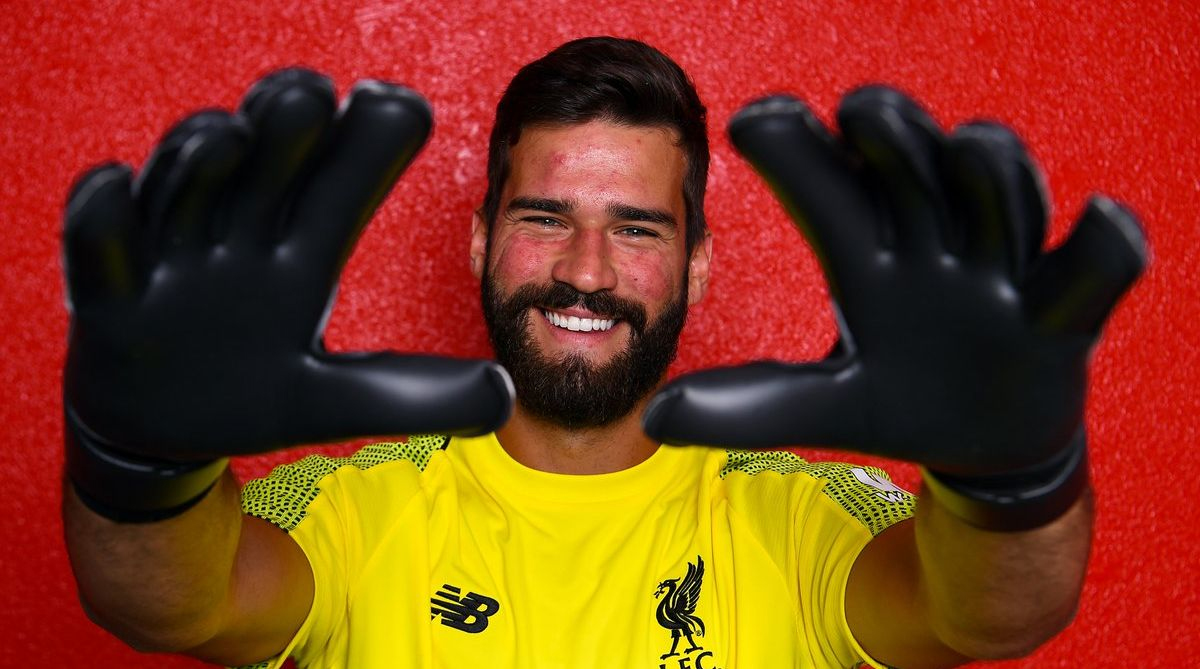 Alisson Becker từ cậu bé tự ti về chiều cao trở thành thủ môn đắt giá nhất - Ngôi sao