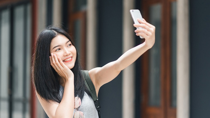 Selfie là gì? 20 cách chụp ảnh selfie đẹp mà bạn không nên bỏ qua