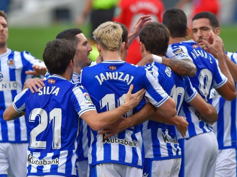 Thông tin về câu lạc bộ Real Sociedad: Hình ảnh, đội hình, tin tức