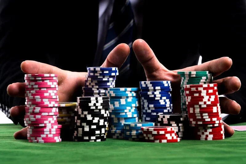 Tâm lý trong poker - phân tích tâm lý của người chơi trong trò chơi
