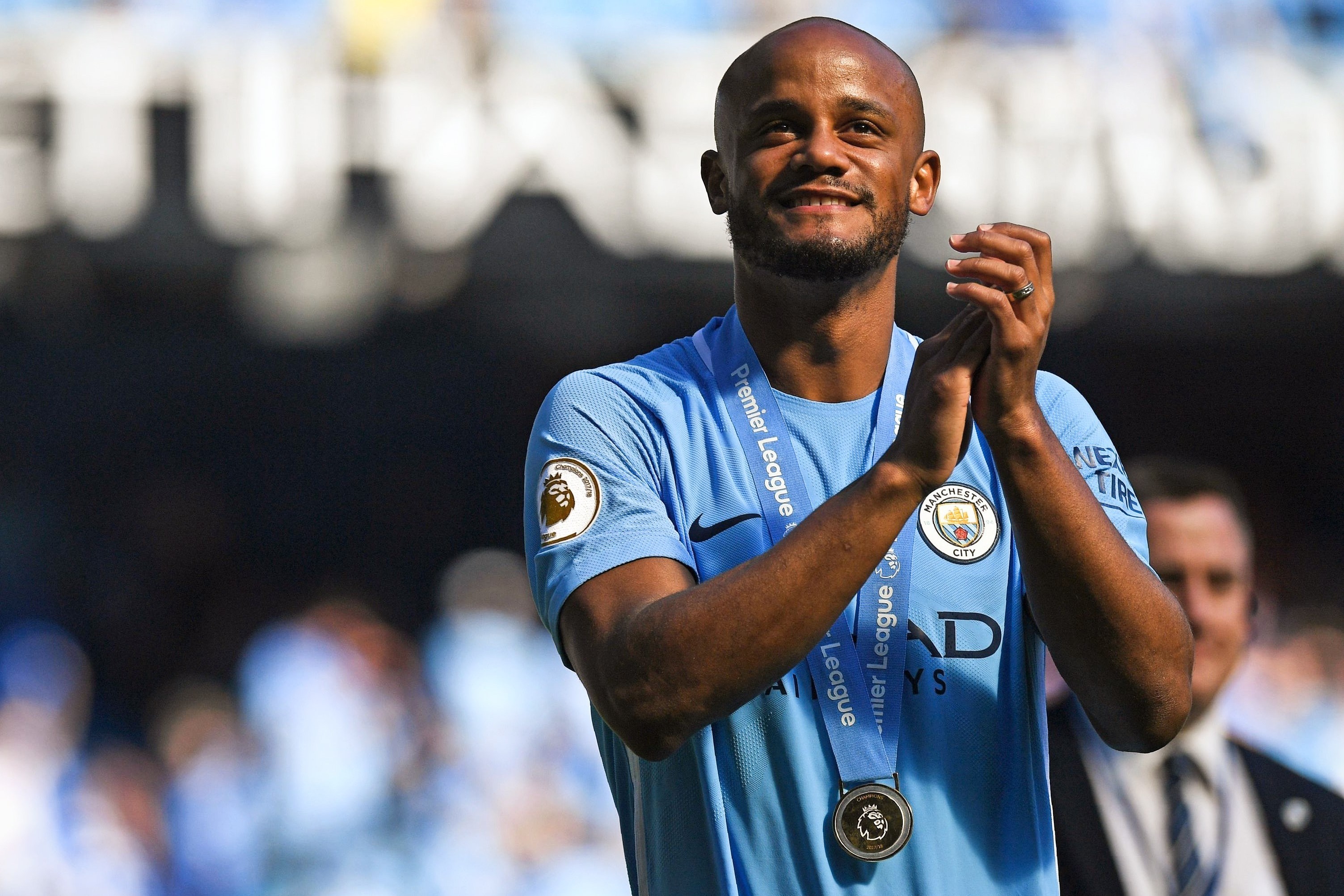 Vincent Kompany: Manchester là nhà