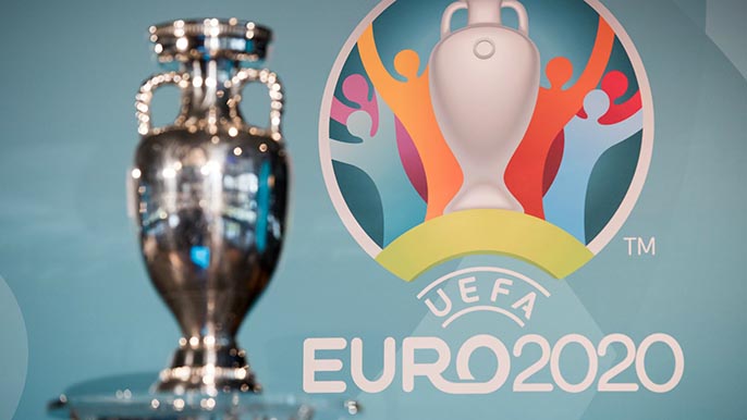 EURO là gì? Có bao nhiêu năm và bao nhiêu đội tham dự EURO?