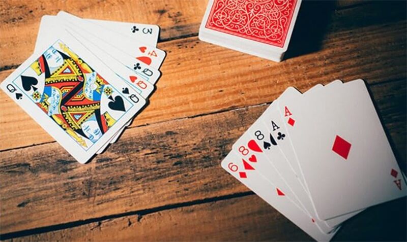 Top những sách dạy đánh bài siêu hiệu quả cho dân cá cược