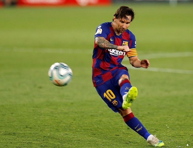 Bật mí kỹ thuật bóng đá đẳng cấp của cầu thủ Messi | Sport9 Việt Nam
