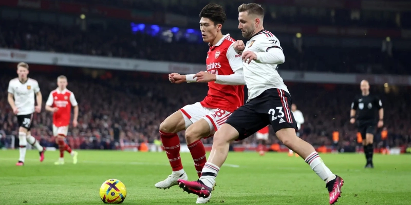 Vị trí Winger là gì? Vai trò, Kỹ năng và Ứng dụng Hiện đại