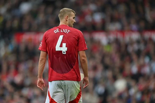 Matthijs de Ligt chơi ra sao trong lần đầu đá chính cho M.U?