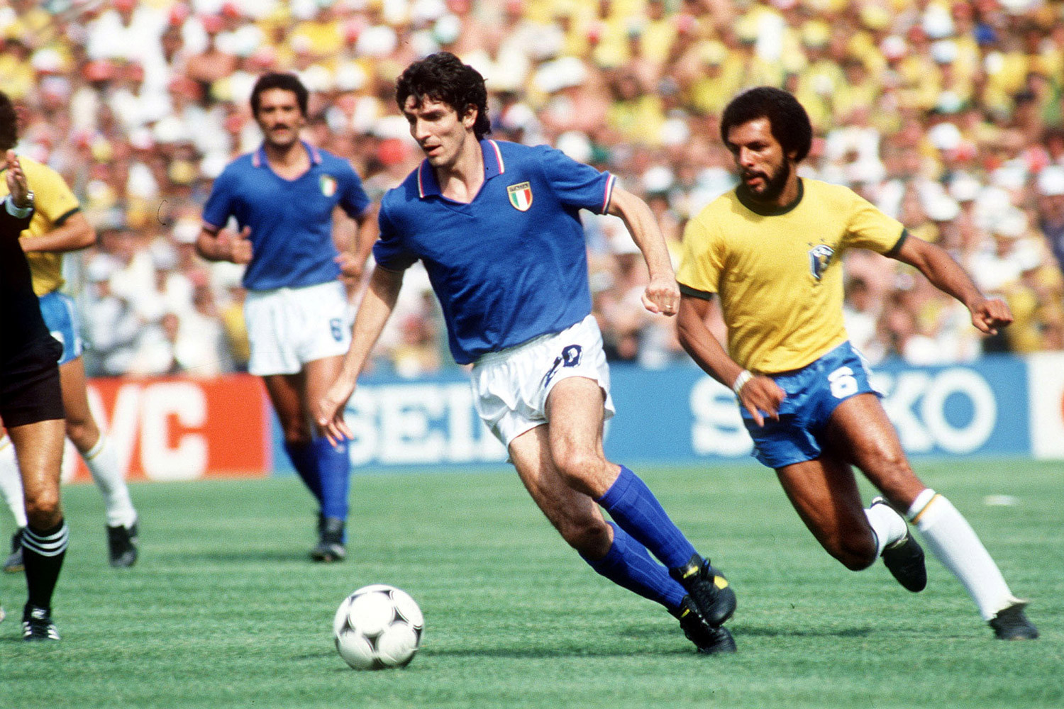 Sự nghiệp cầu thủ Paolo Rossi