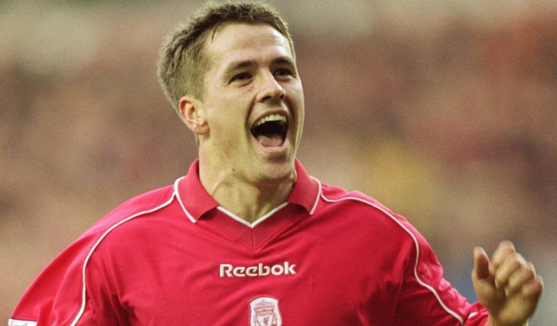 Michael Owen giành Quả bóng Vàng 2001 sau cú ăn ba lịch sử