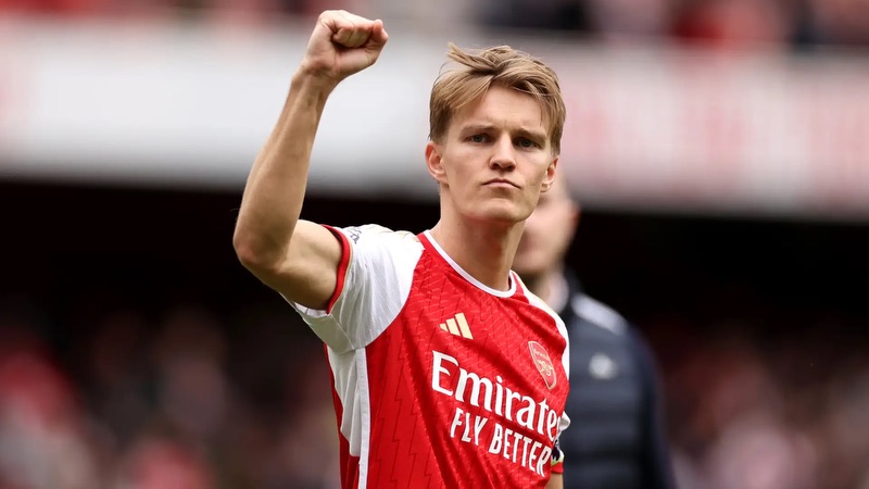 Nhưng may mắn khi anh được đến với Arsenal Cầu thủ Martin Odegaard - Chủ đủ bãn lĩnh của nhà vô địch