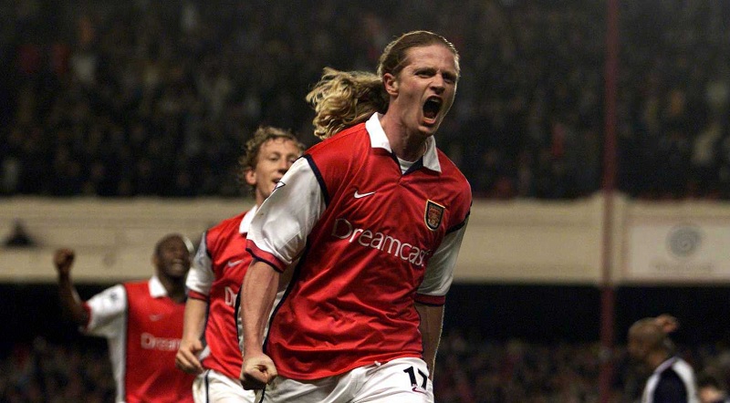 Tiền vệ Emmanuel Petit - Đội hình Arsenal xuất sắc nhất mọi thời đại
