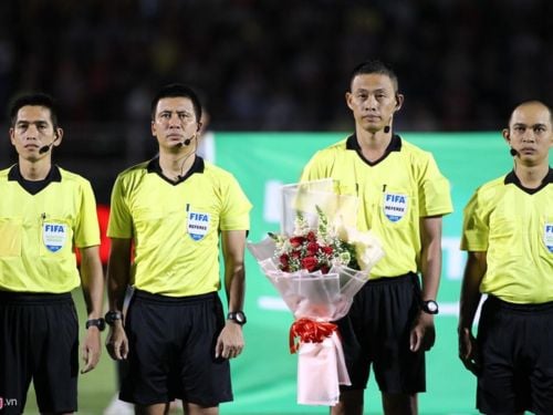 Có bao nhiêu trọng tài trong 1 trận đá bóng? Vai trò, tầm quan trọng | Sport9 Việt Nam