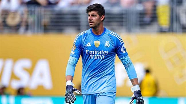 Real Madrid trói chân Thibaut Courtois thêm 2 năm